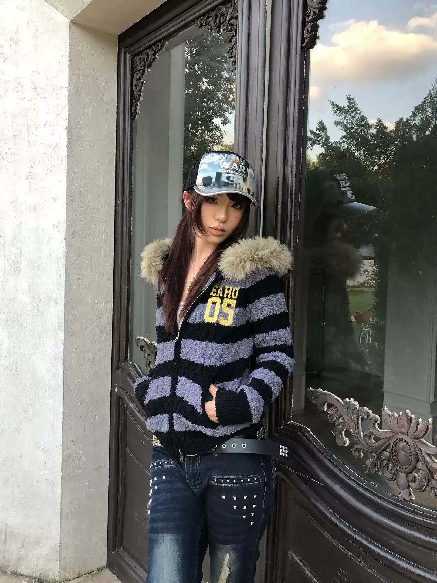Áo hoodie len phối màu có cổ lông